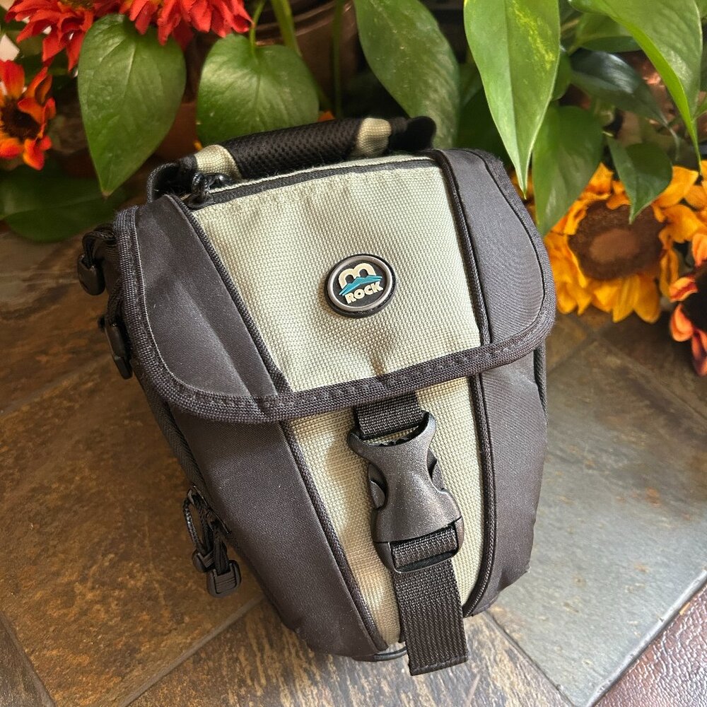 M-ROCK Yellowstone Top-Loading Holster Camera Case